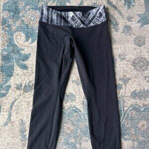Lululemon Wunder Under Tights Reversible size 8